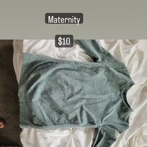 Maternity workout shirt